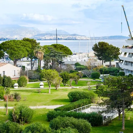 Διαμέρισμα Pour 4 - Balcon Vue *