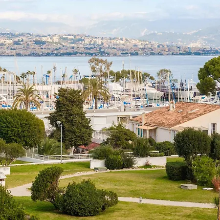 Pour 4 - Balcon Vue Apartment